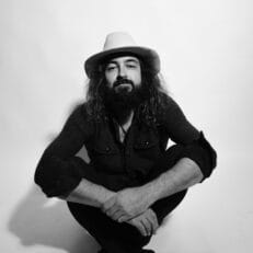 Premiere: Peter More Revives Jack Kerouac’s Beatnik Spirit on New Song “Freedom of the Mind”