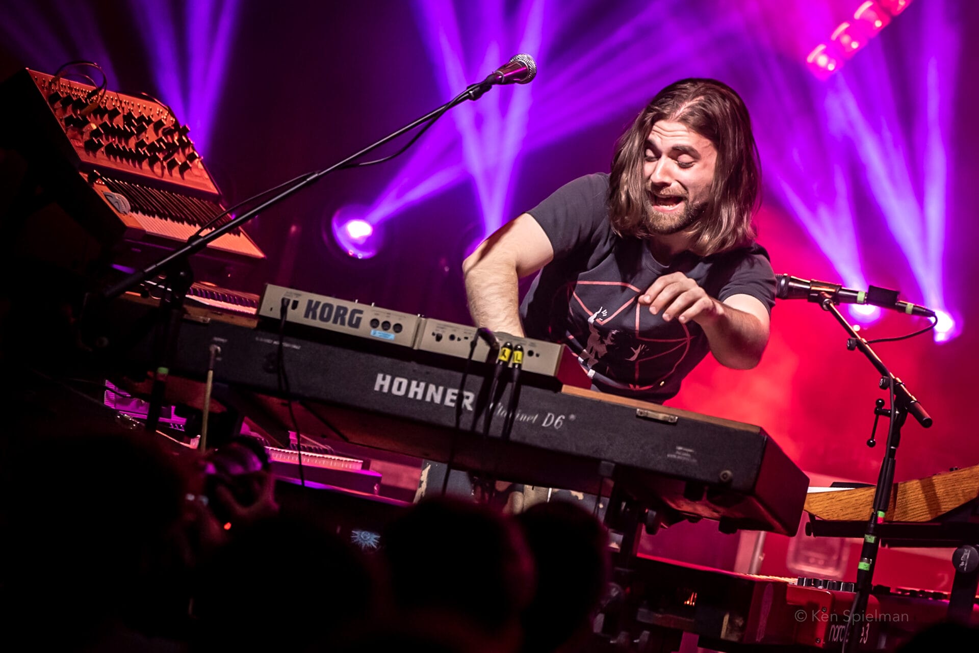 Dogs in a Pile Open Garcia’s Residency in Chicago with Grateful Dead and Steely Dan Covers