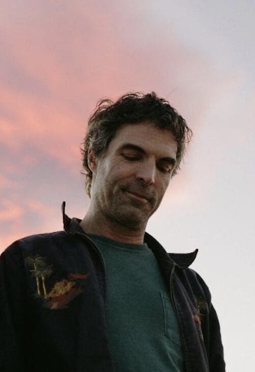 relix.com - Hana Gustafson - Watch: Brad Barr Plays 'Let It Hiss' Tracks with Stuart Bogie and Shahzad Ismaily for New York Public Radio