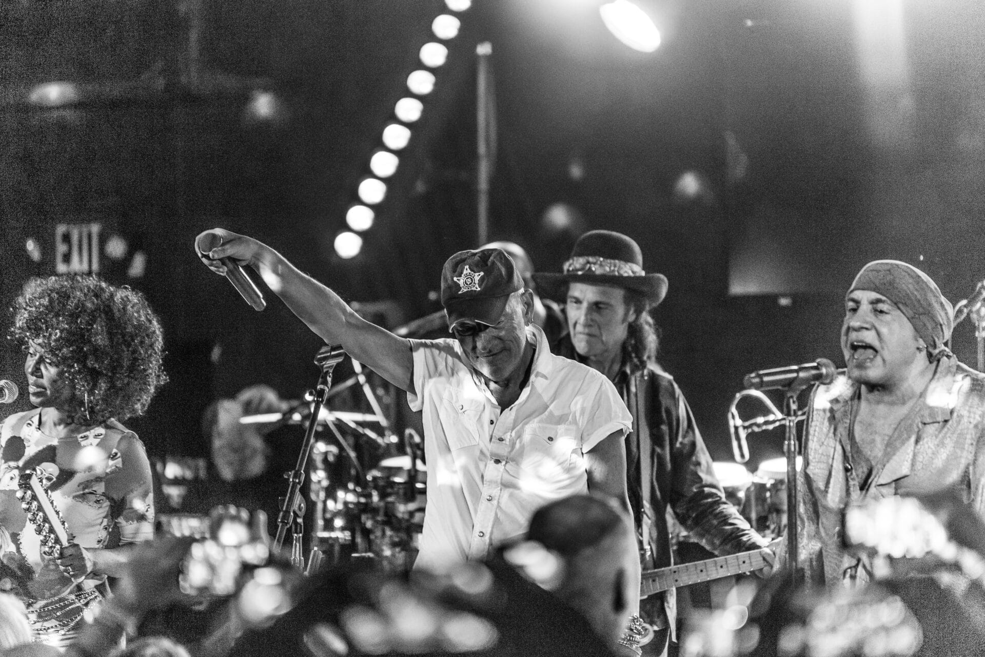 Bruce Springsteen Gives Surprise Set at WhyHunger's 50th Anniversary  Hungerthon Benefit Concert (Gallery + Recap)