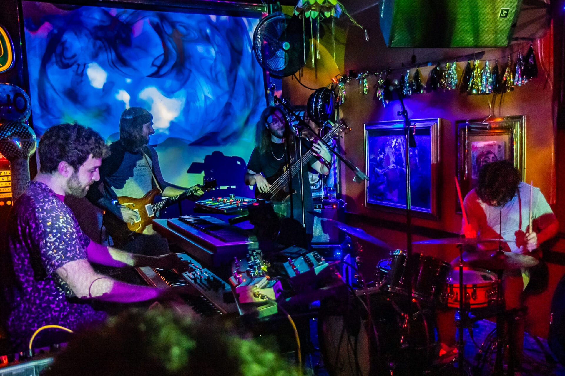 Winderman, Colman, Kimock, and Compa: Two All-Improv Sets at Philadelphia’s Silk City