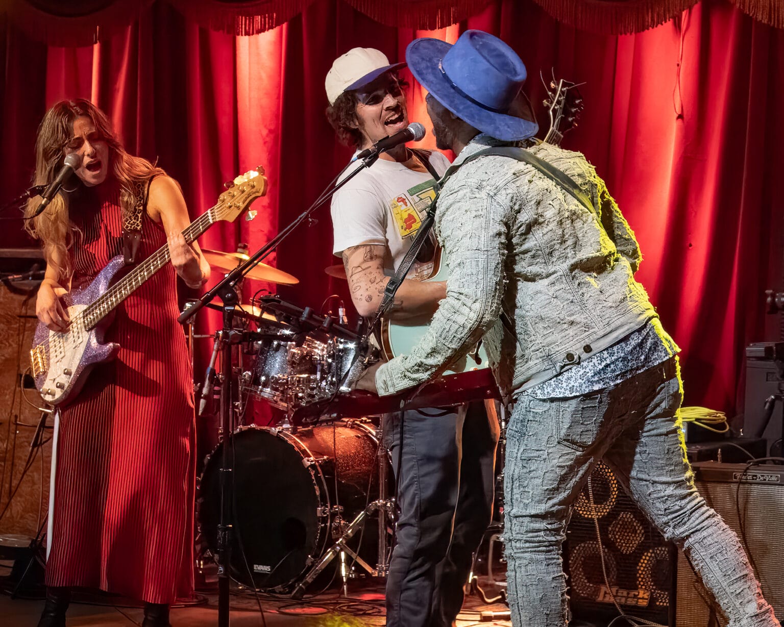 Bushwick S Dead Host Guest Packed Tribute To Bob Weir At Brooklyn Bowl