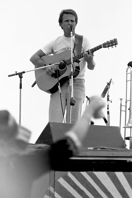 “Country Joe” McDonald, Woodstock Legend and Anti-War Musical Prophet, Passes Away at 84