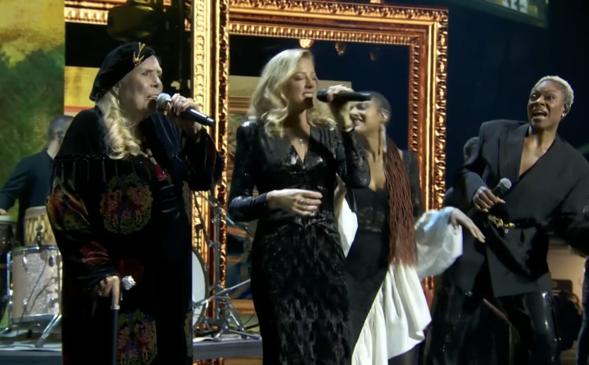 Joni Mitchell Accepts Lifetime Achievement Award, Rush Reunite for First Performance Since 2015 at Juno Awards