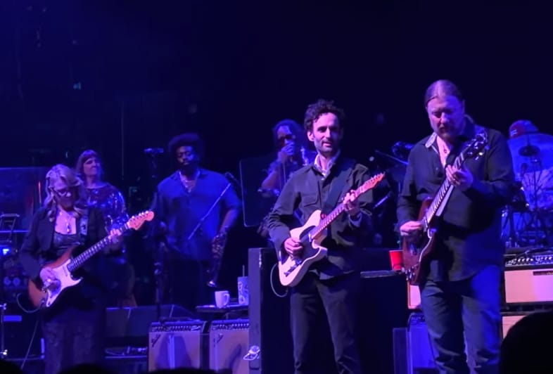 Warren Haynes and Julian Lage Join Tedeschi Trucks Band, Group Performs New Album In Its Entirety