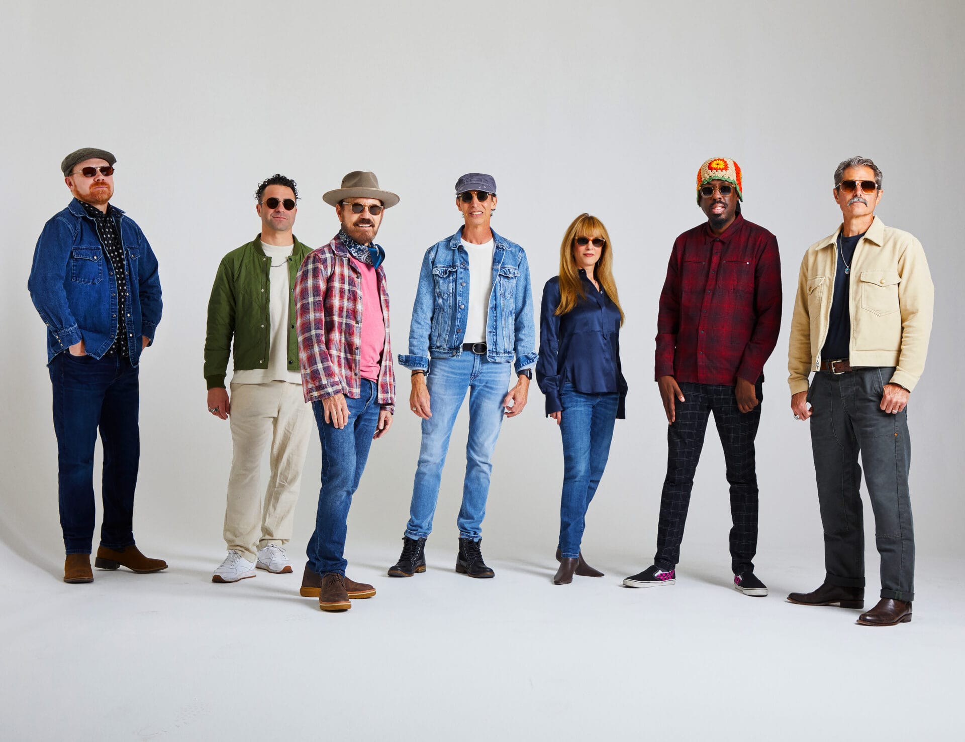 Video Premiere: Steve Bardwil Band Present Bookstore Meet-Cute in “Something With You”