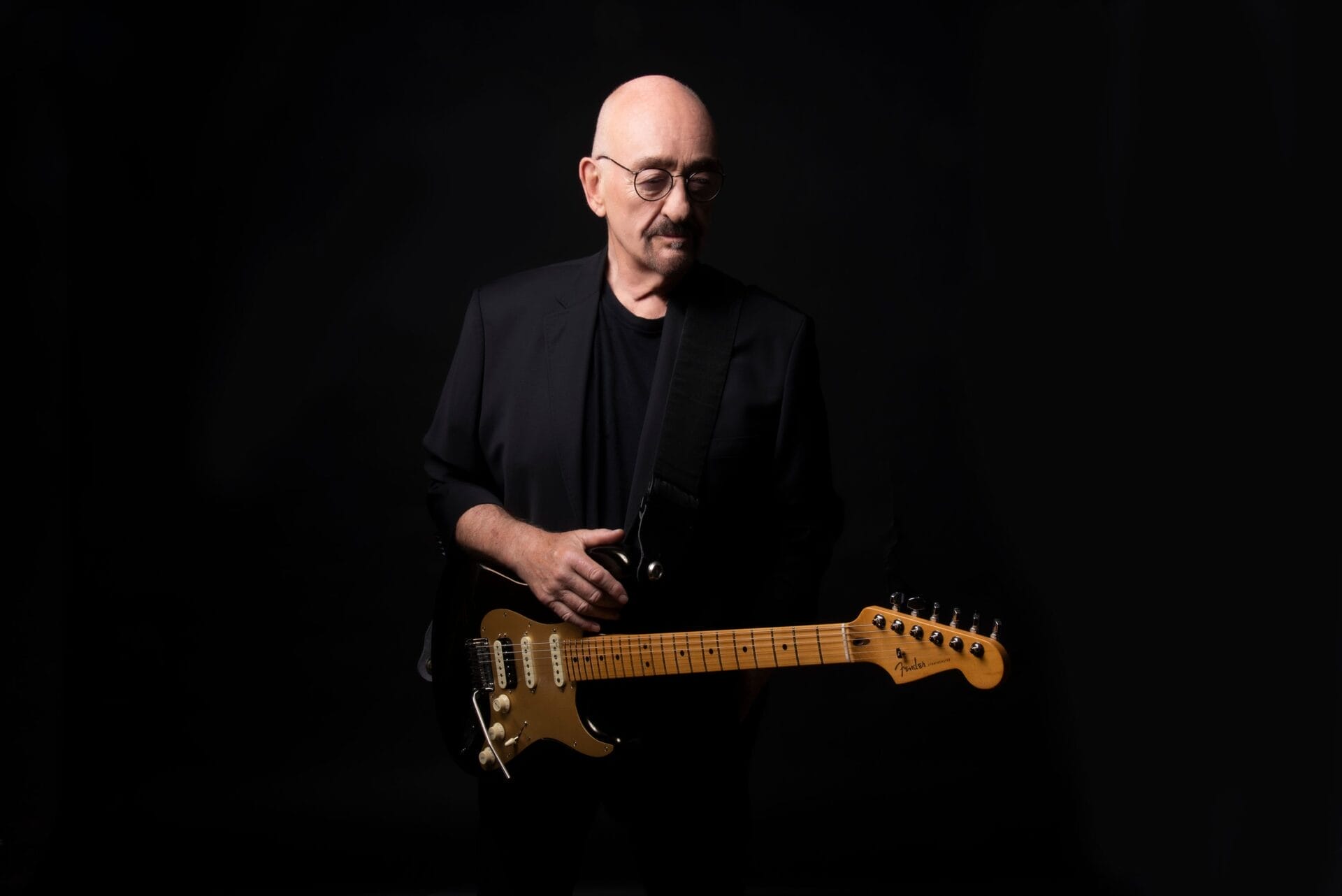 Artists Remember Dave Mason: Mick Fleetwood, Warren Haynes, Joe Bonamassa and More