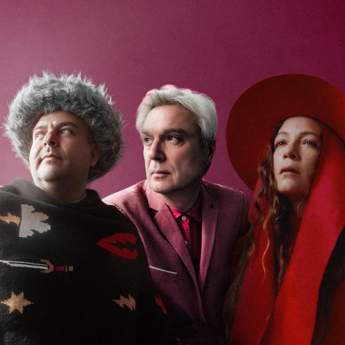 David Byrne Releases “¿Cuál Es La Razón?” and Shares the Stage with St. Vincent