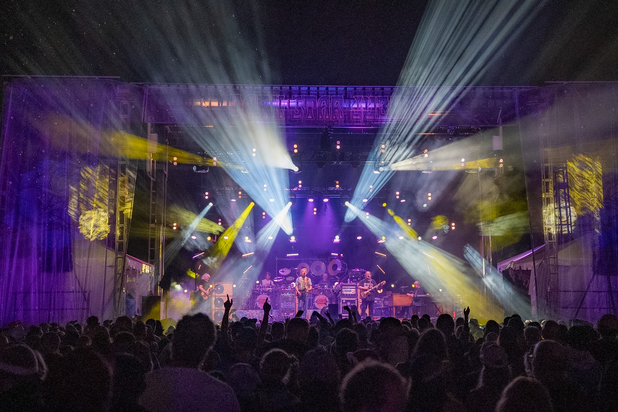 Dark Star Orchestra Welcome Jennifer Hartswick at Jubilee, Rob Barraco Makes the Rounds