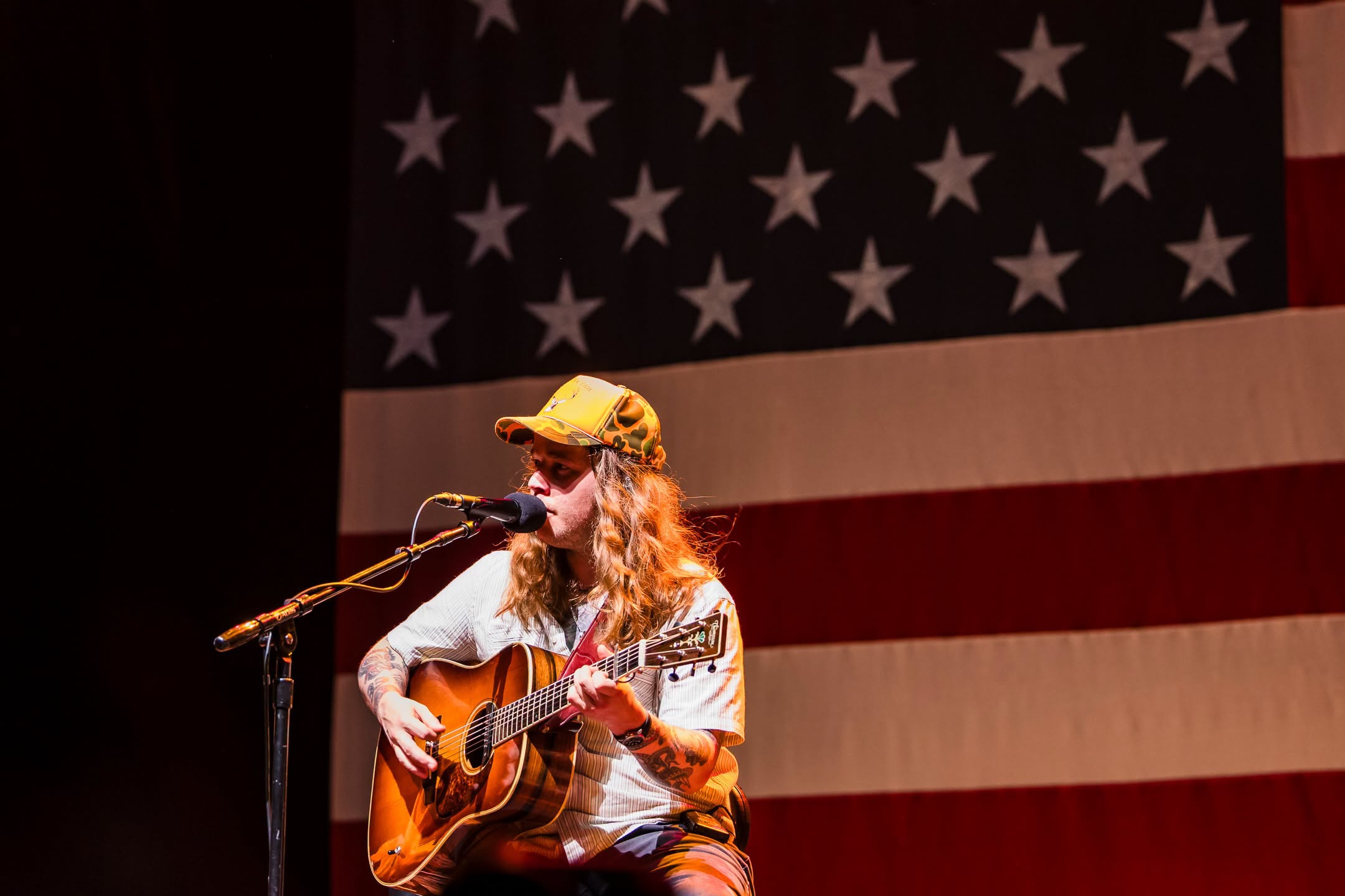 Billy Strings Celebrates July 4th with Willie Nelson, Adds Fall Dates