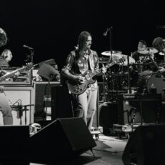 Duane Betts Joins Widespread Panic in Wyoming