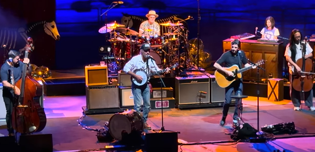 The Avett Brothers Debut Dead Cover at Red Rocks