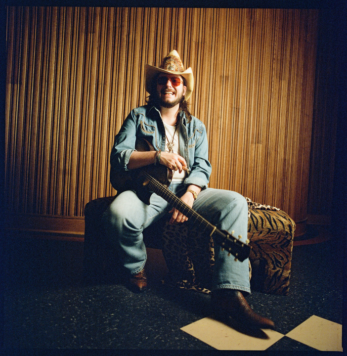 Eddie 9V Begins Stint Opening for The Black Keys and Shares Video for “Blowin’ Up” from Forthcoming Easy Eye Sound Album